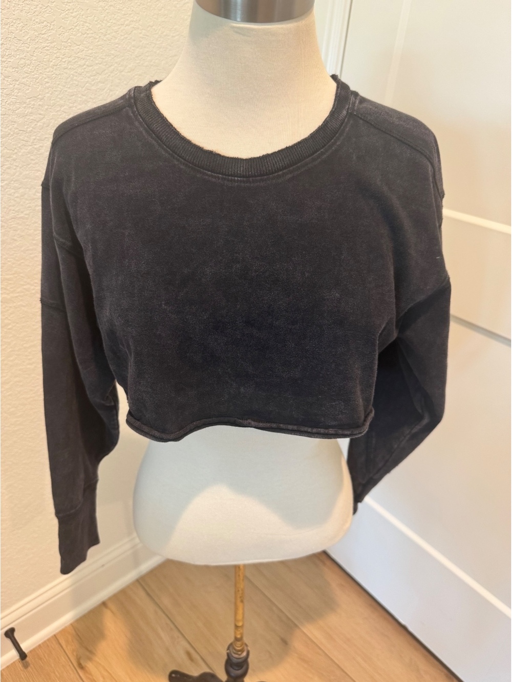 Free people movement Crop Sweatshirt XS Black